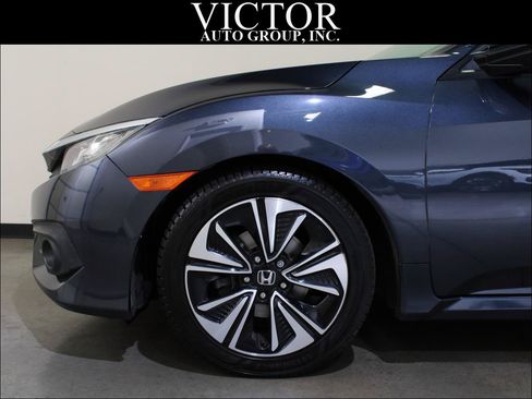 Used 2018 Honda Civic EX-T image 5