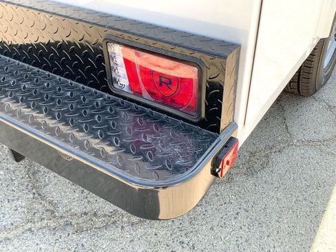 New 2025 Ford F350 XL w/ XL Chrome Package image 40