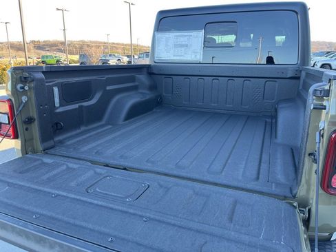 New 2026 Jeep Gladiator Sport image 20