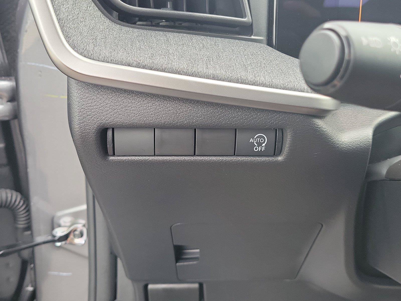 Used 2026 Nissan Kicks S FWD image 20
