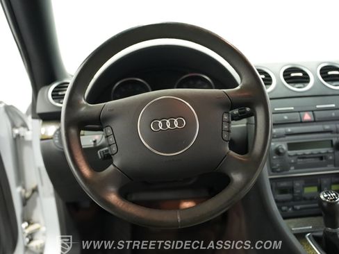 Used 2004 Audi S4 Cabriolet image 38