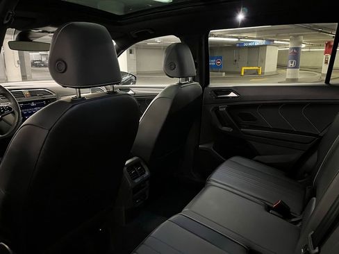 Used 2024 Volkswagen Tiguan SE R-Line image 21