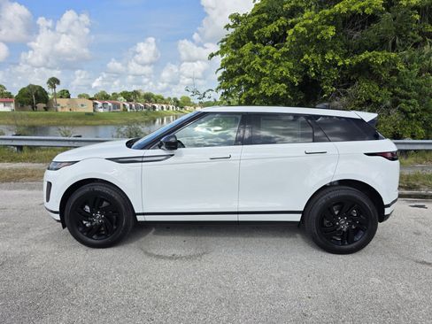 Used 2026 Land Rover Range Rover Evoque S AWD/4WD image 7