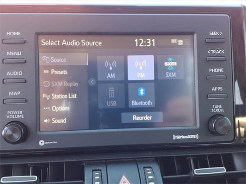 Used 2021 Toyota RAV4 XLE Premium image 5