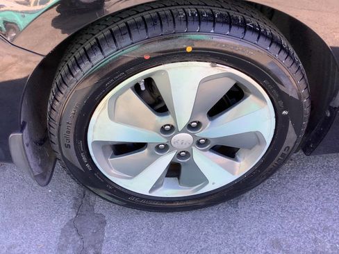 Used 2015 Kia Optima EX image 23