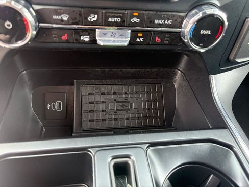Used 2025 Ford F150 XLT w/ Equipment Group 302A MID AWD/4WD image 29