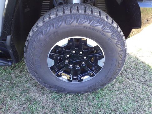 New 2025 GMC Hummer EV 3X w/ Battery Pack, 24 Module Pack image 9