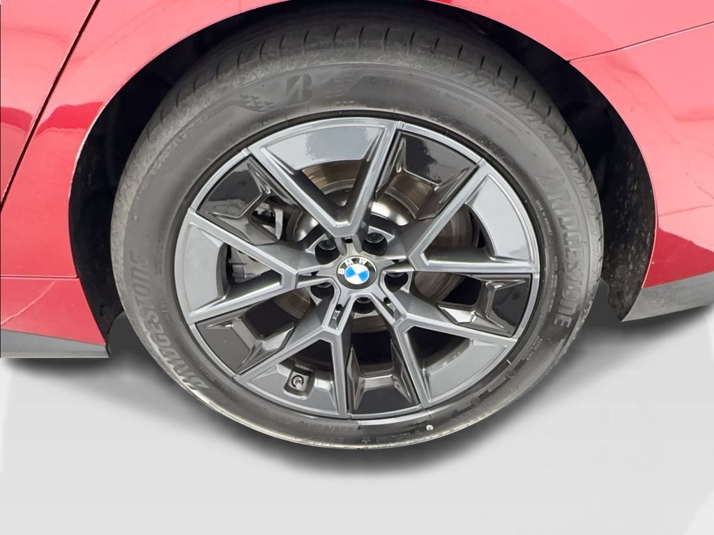 Used 2025 BMW i4 eDrive40 w/ Driving Assistance Package RWD image 12