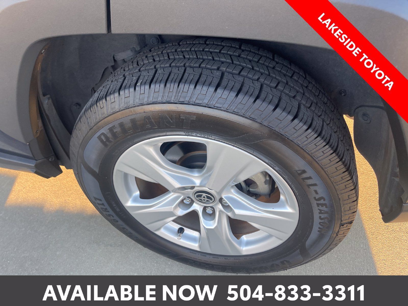 Used 2021 Toyota RAV4 XLE w/ Convenience Package AWD/4WD image 12