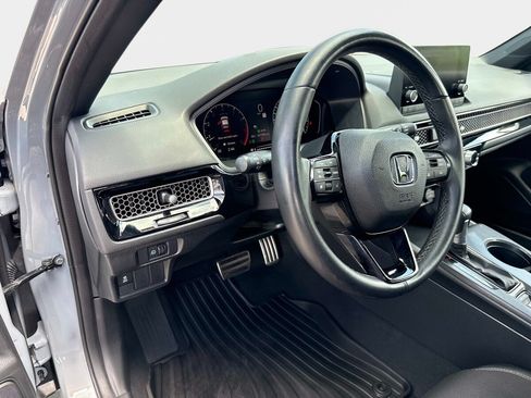 Used 2025 Honda Civic Sport image 18