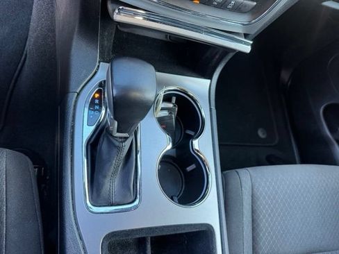 Used 2020 Jeep Grand Cherokee Laredo AWD/4WD image 28