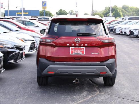 Used 2021 Nissan Rogue SV w/ Premium Package AWD/4WD image 6