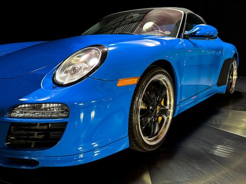 Used 2011 Porsche 911 Speedster RWD image 3