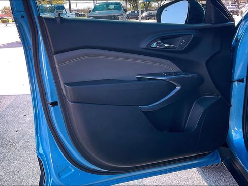 Used 2025 Chevrolet Trax ACTIV w/ Driver Confidence Package image 21