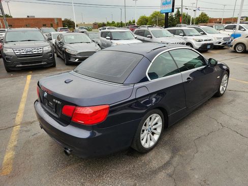 Used 2011 BMW 335i Convertible image 12