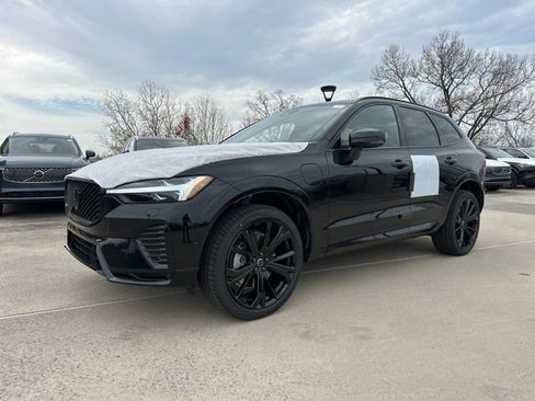 New 2026 Volvo XC60 T8 Ultra w/ Climate Package image 3