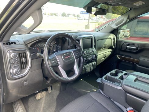 Used 2021 GMC Sierra 1500 SLE image 10