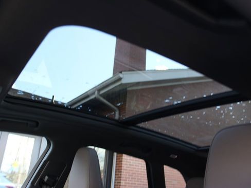 New 2025 Audi Q5 Premium Plus image 18