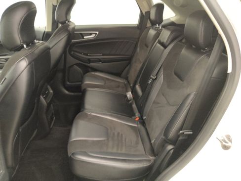 Used 2017 Ford Edge Sport w/ Technology Package AWD/4WD image 18