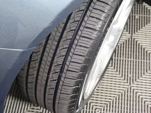 Used 2011 Ford Fusion SE FWD image 20