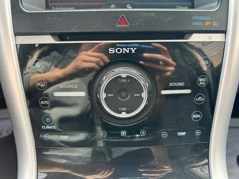 Used 2011 Ford Edge Limited w/ Trailer Tow Package FWD image 25