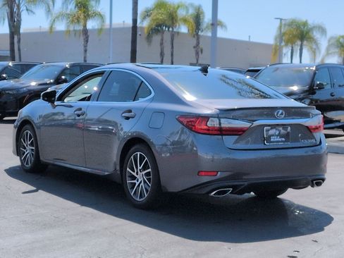 Used 2017 Lexus ES 350 w/ Navigation System Package FWD image 8