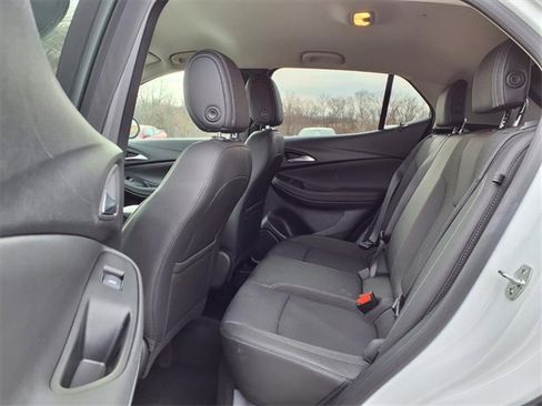 Used 2025 Buick Encore GX Preferred image 75