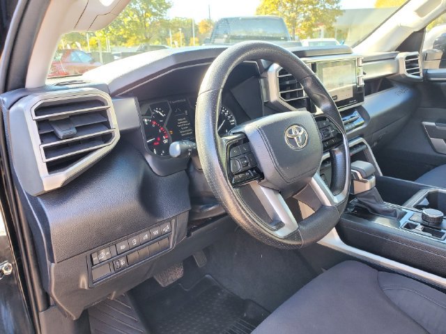 Certified 2022 Toyota Tundra SR5 w/ SR5 Convenience Package AWD/4WD image 17