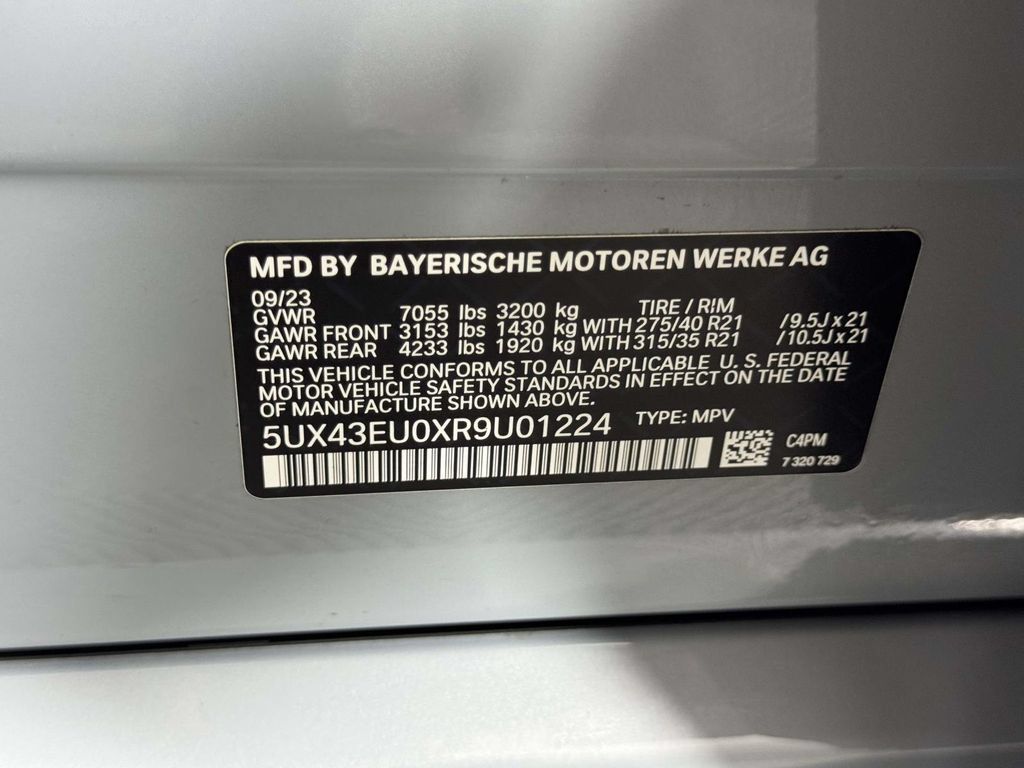 Used 2024 BMW X5 xDrive50e w/ M Sport Package AWD/4WD image 16