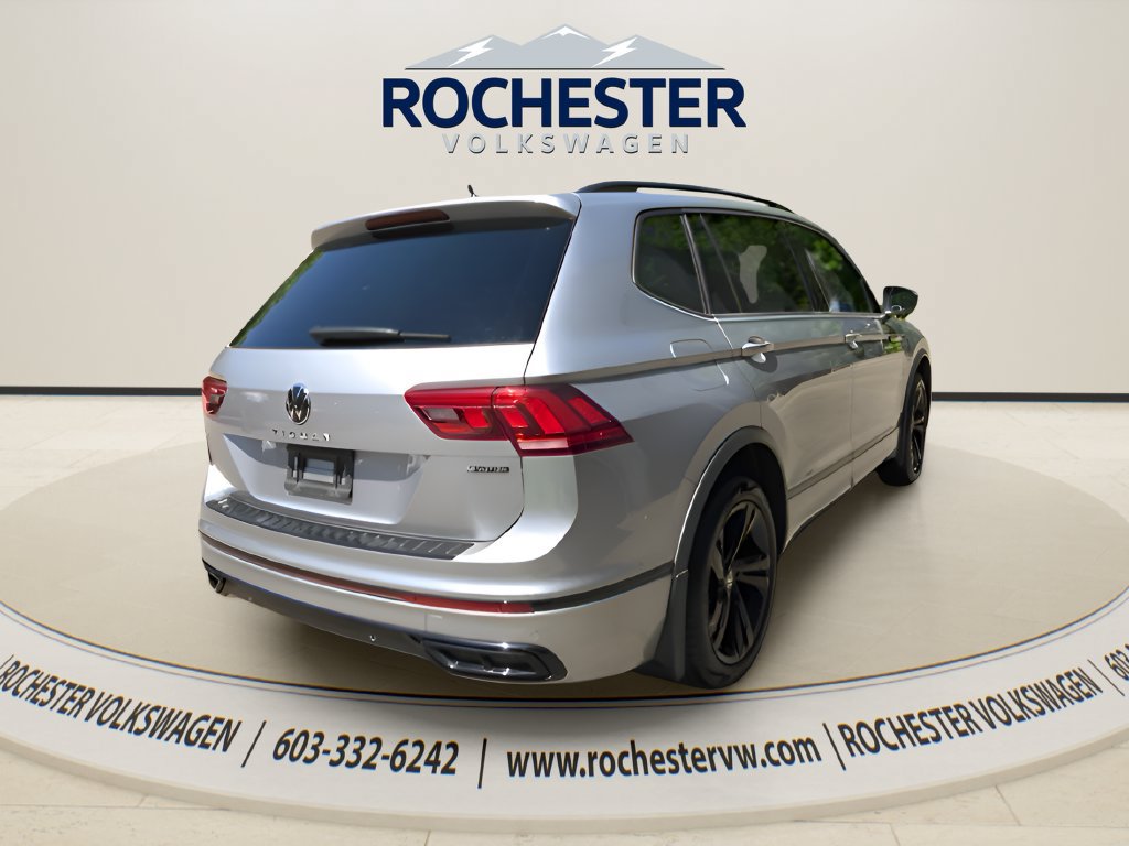 Used 2024 Volkswagen Tiguan SE R-Line AWD/4WD image 7