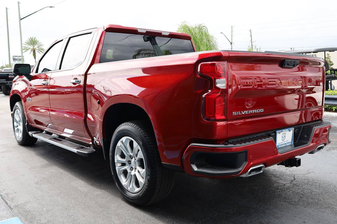 Used 2023 Chevrolet Silverado 1500 LTZ w/ Z71 Off-Road Package AWD/4WD image 3