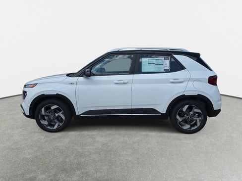 New 2026 Hyundai Venue SEL FWD image 8