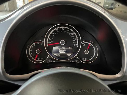 Used 2013 Volkswagen Beetle Turbo 60's Edition image 22