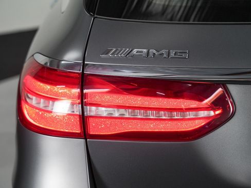 Used 2020 Mercedes-Benz E 63 AMG S image 21