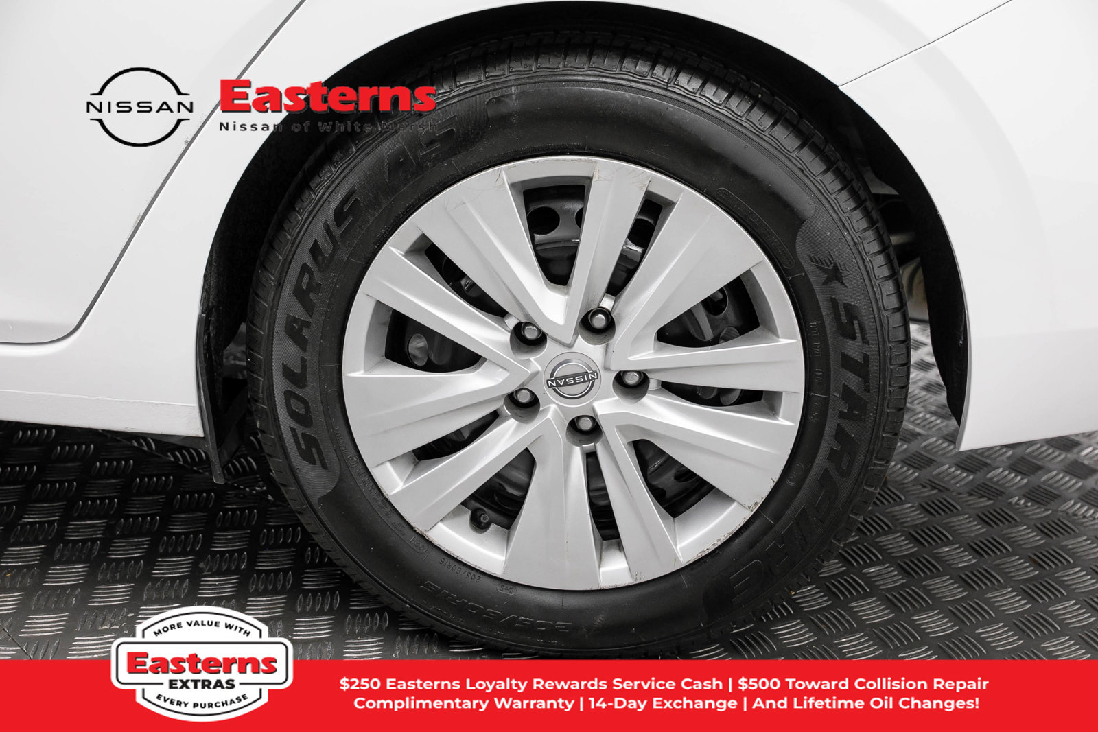 Used 2024 Nissan Sentra S FWD image 32