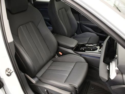 Used 2025 Audi A5 2.0T Premium Plus w/ Premium Plus AWD/4WD image 47