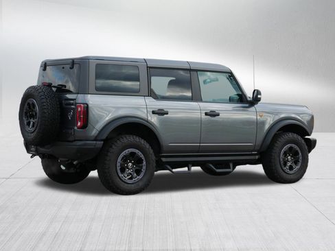Used 2022 Ford Bronco Badlands image 7