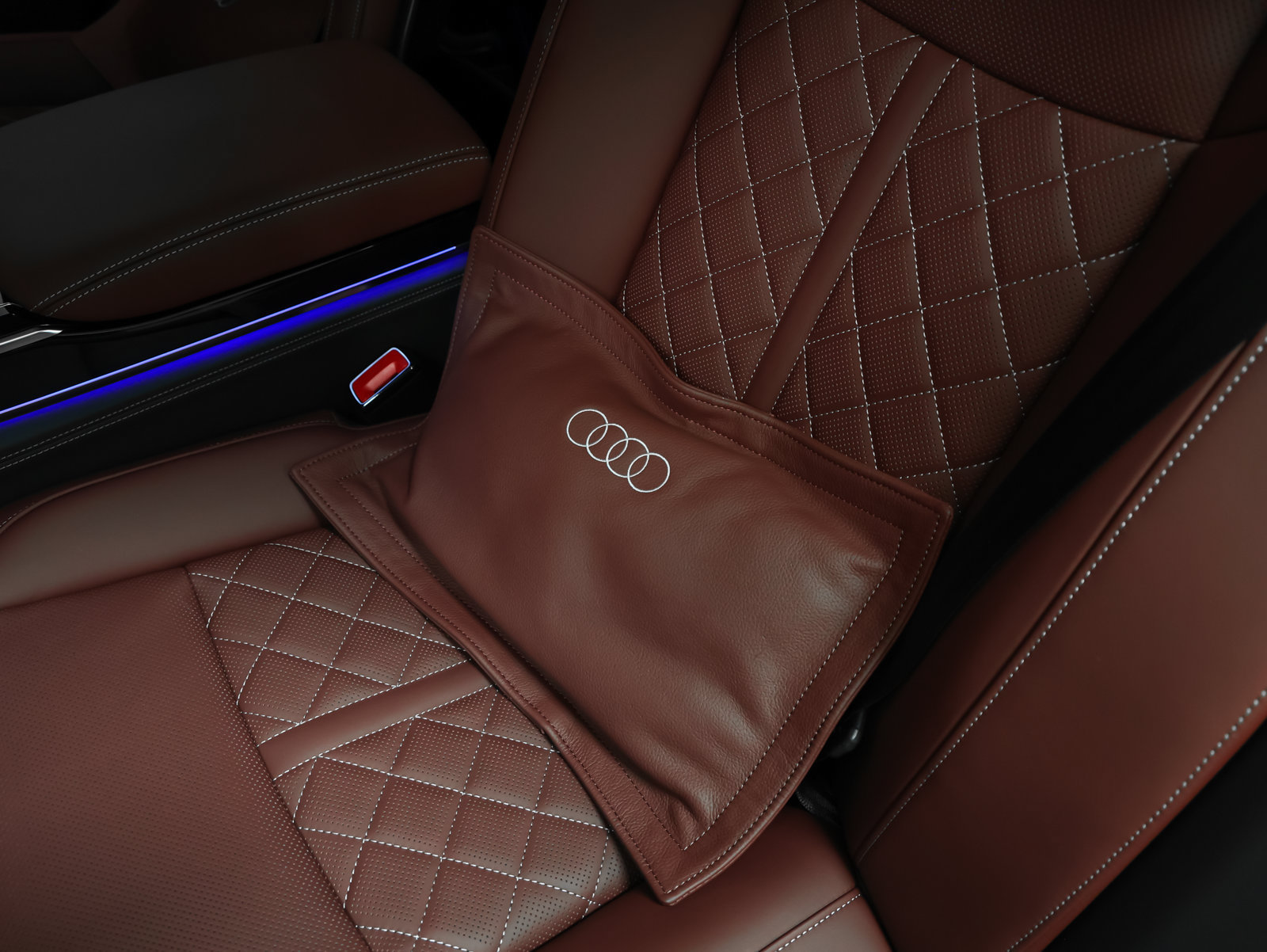Used 2026 Audi S8 w/ Executive Plus Package AWD/4WD image 51