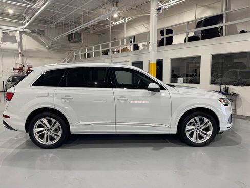 Used 2023 Audi Q7 2.0T Premium w/ Convenience Package image 8