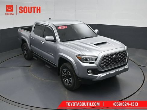 Used 2023 Toyota Tacoma TRD Sport AWD/4WD image 44