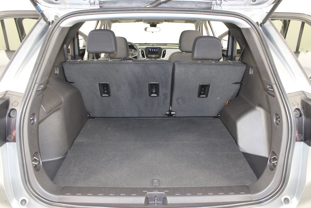 Used 2024 Chevrolet Equinox LS w/ LS Convenience Package FWD image 17