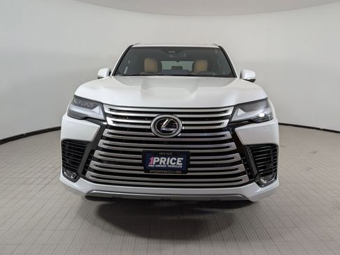 Used 2026 Lexus LX 600 4WD w/ Accessory Package (Z1) image 6