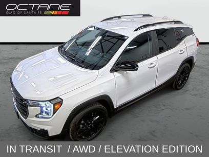 Used 2024 GMC Terrain SLE w/ Driver Convenience Package
