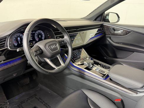 Used 2020 Audi Q8 Premium Plus w/ Premium Plus Package image 4