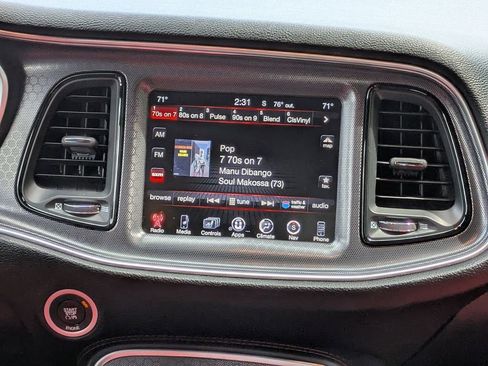 Used 2015 Dodge Challenger R/T Plus image 17