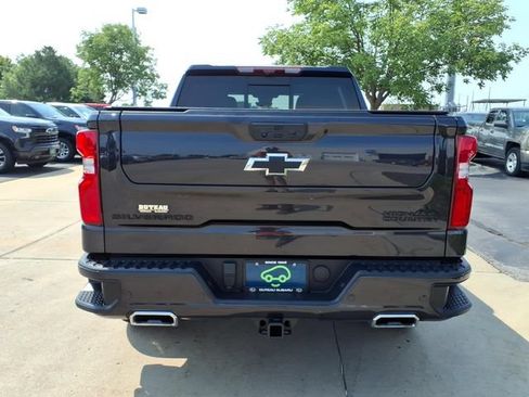Used 2024 Chevrolet Silverado 1500 High Country w/ High Country Premium Package AWD/4WD image 6