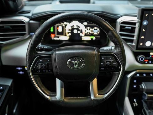 Used 2024 Toyota Sequoia Capstone image 27