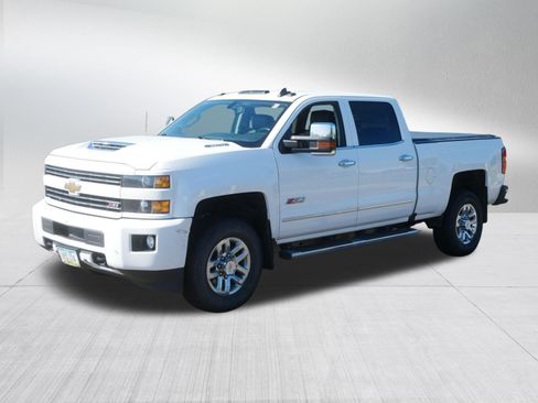 Used 2017 Chevrolet Silverado 3500 LTZ w/ Duramax Plus Package AWD/4WD image 3