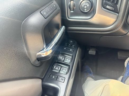 Used 2015 Chevrolet Silverado 1500 LTZ Z71 AWD/4WD image 18