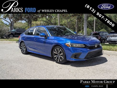 Used 2023 Honda Civic EX image 1
